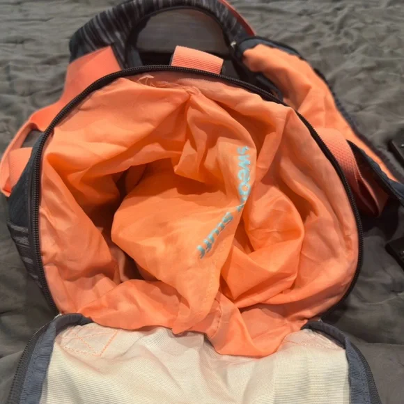 Adidas Gym Bag / Overnight bag - Picture 5 of 5